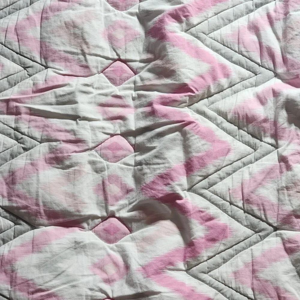 Circo Pink Gray White Zig Zag Diamond Fleece Trim Baby Comforter 30x40